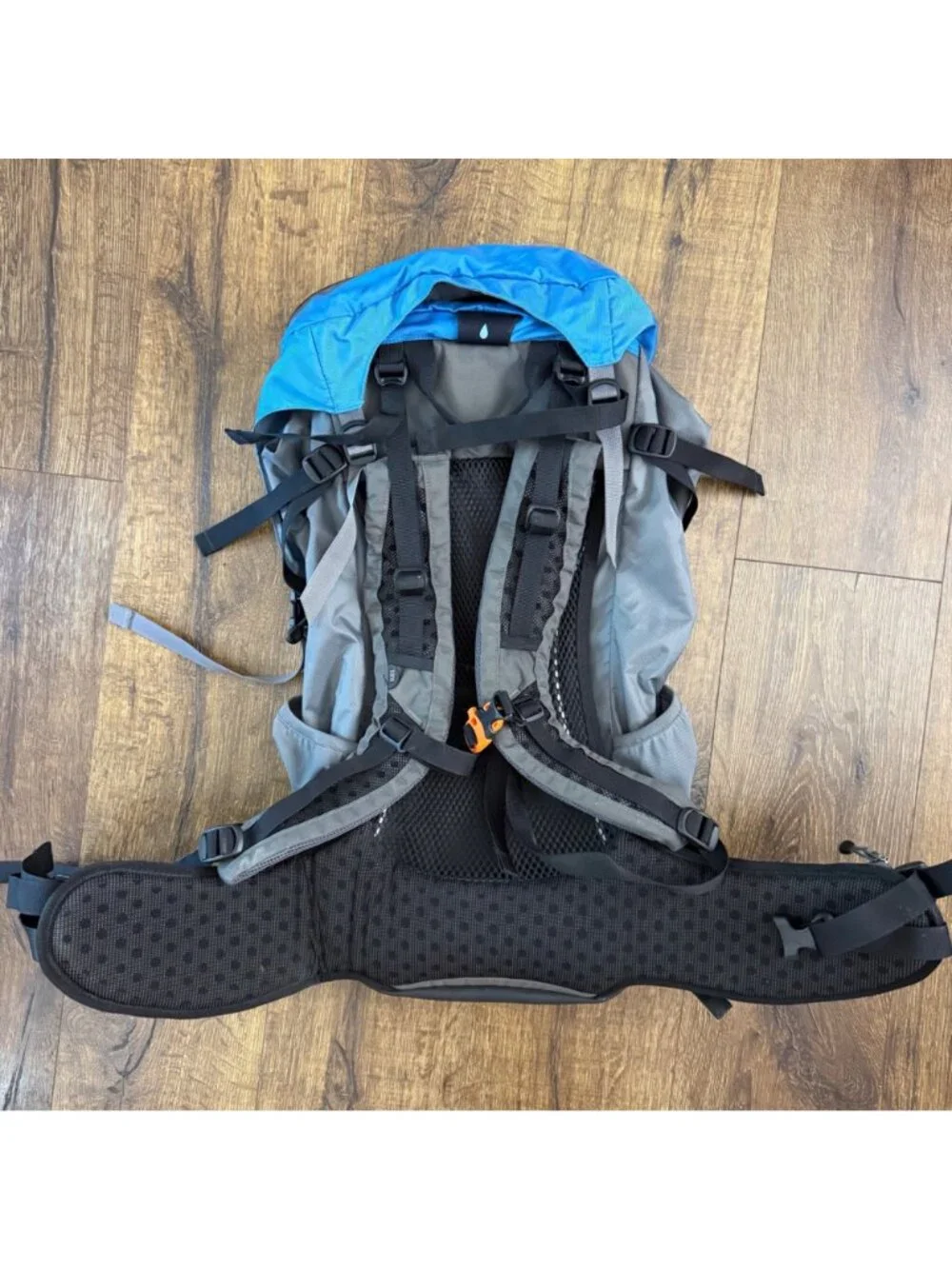REI Women's Venturi 40 Blue & Gray Backpack Daypack Ventilated Mesh